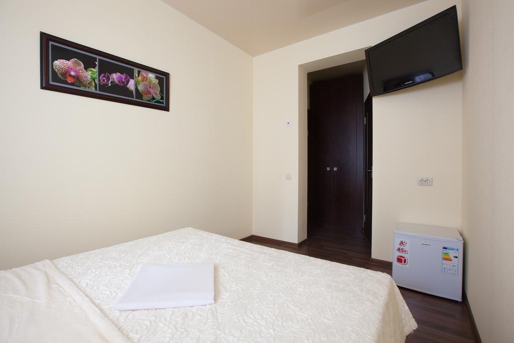 Hotel Cristal Odessa Quarto foto